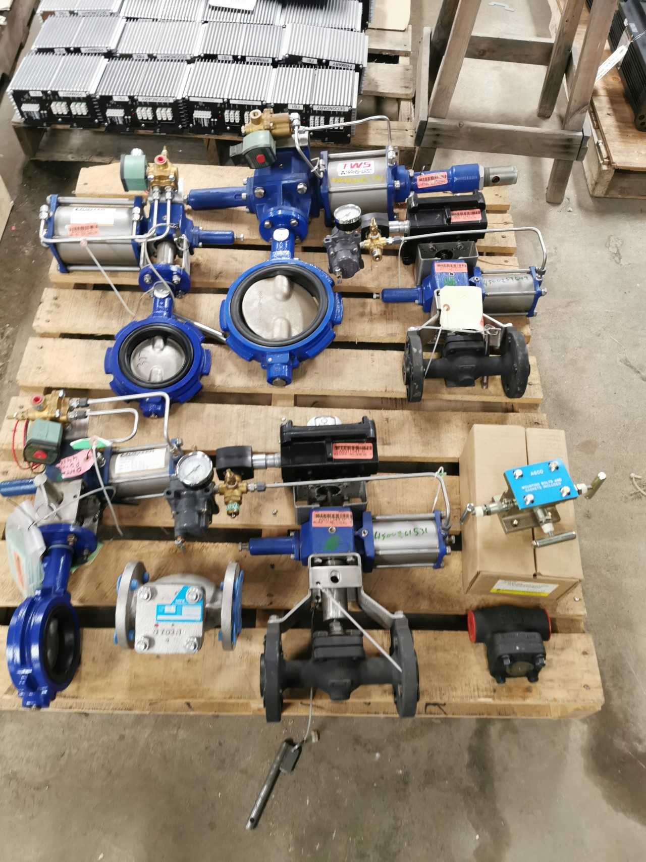 Pallet of Assorted NEW Valves - VALVES