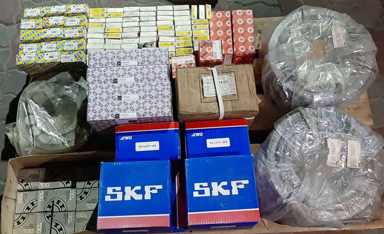 1 pallet of assorted bearings - BEARINGS 1 pallet of assorted bearings - BEARINGS