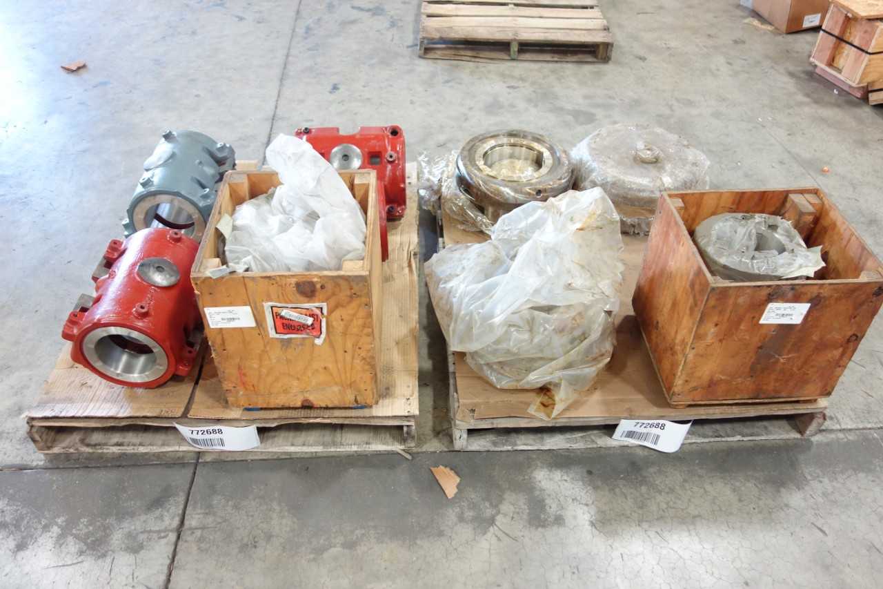LOT OF ASSORTED BABBITT BEARINGS - BEARINGS