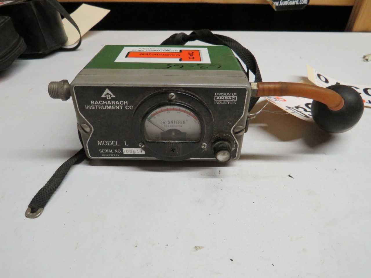 BACHARACH INSTRUMENT CO. MODEL L SNIFFER - ELECTRIC POWER TOOLS