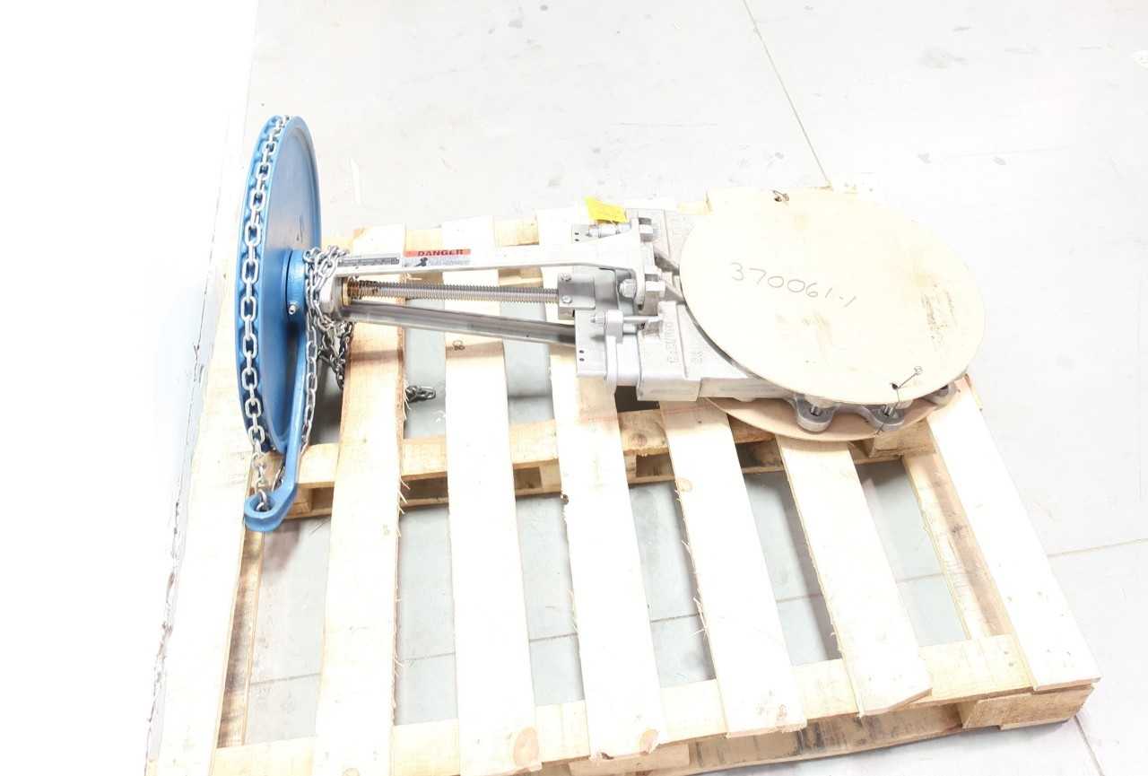 DEZURIK 9652389R001 LUGGED MANUAL STAINLESS 12IN KNIFE GATE VALVE - KNIFE GATE VALVE