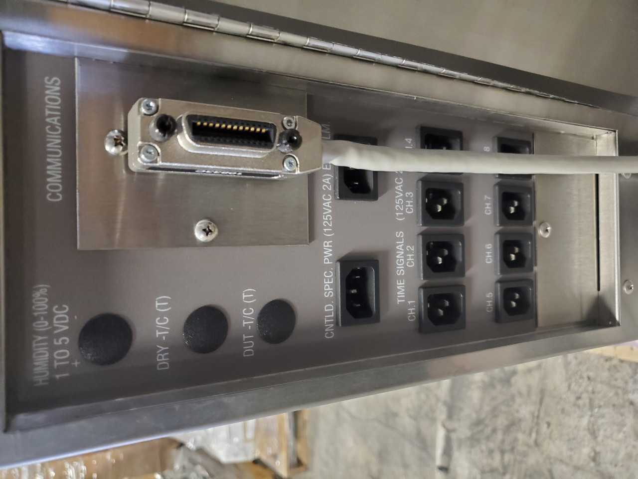 ESPEC ESU-2CA Environmental Chamber, Hot/Cold 208VAC, 50/60Hz, 24A - MACHINING ACCESSORIES & TOOLING