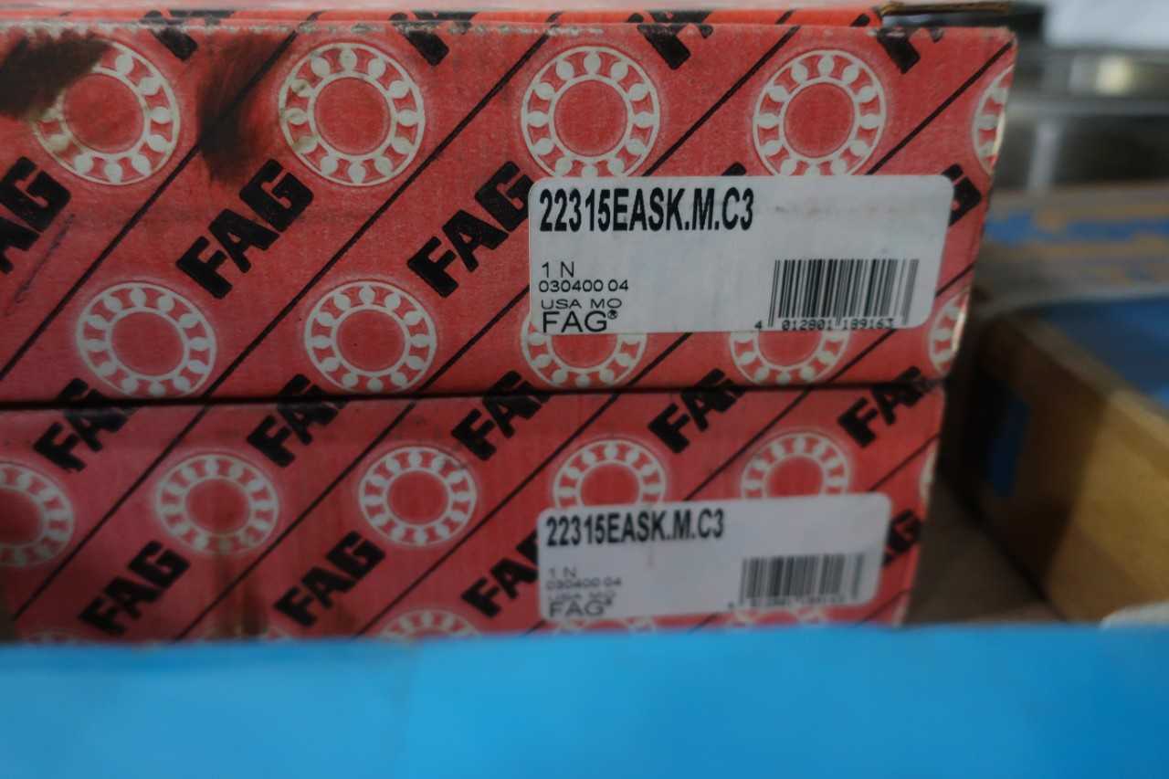 PALLET OF ASSORTED BEARINGS - BEARINGS