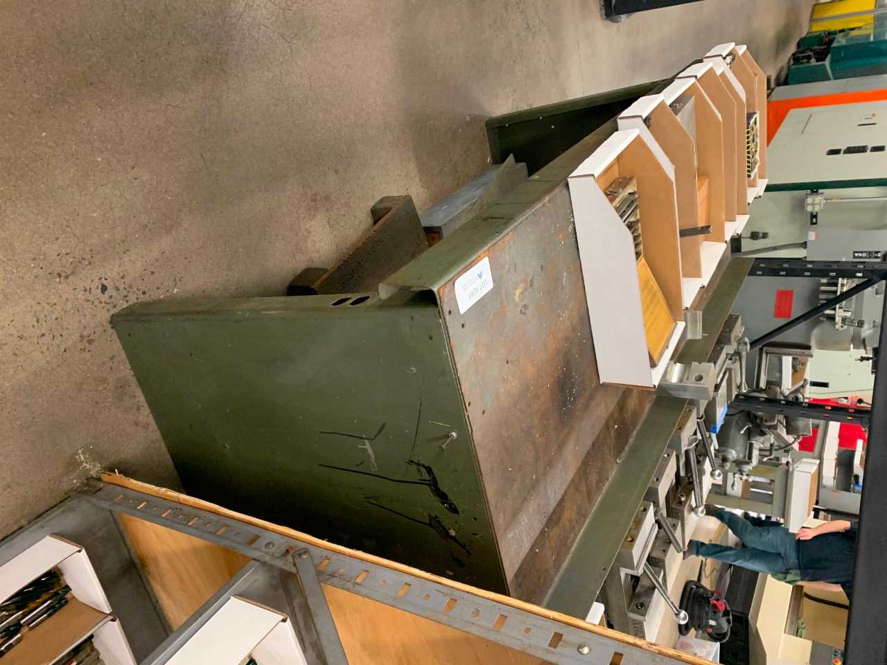Metal Work Bench (Contents Not Included) - PLANT & FACILITY Metal Work Bench (Contents Not Included) - PLANT & FACILITY