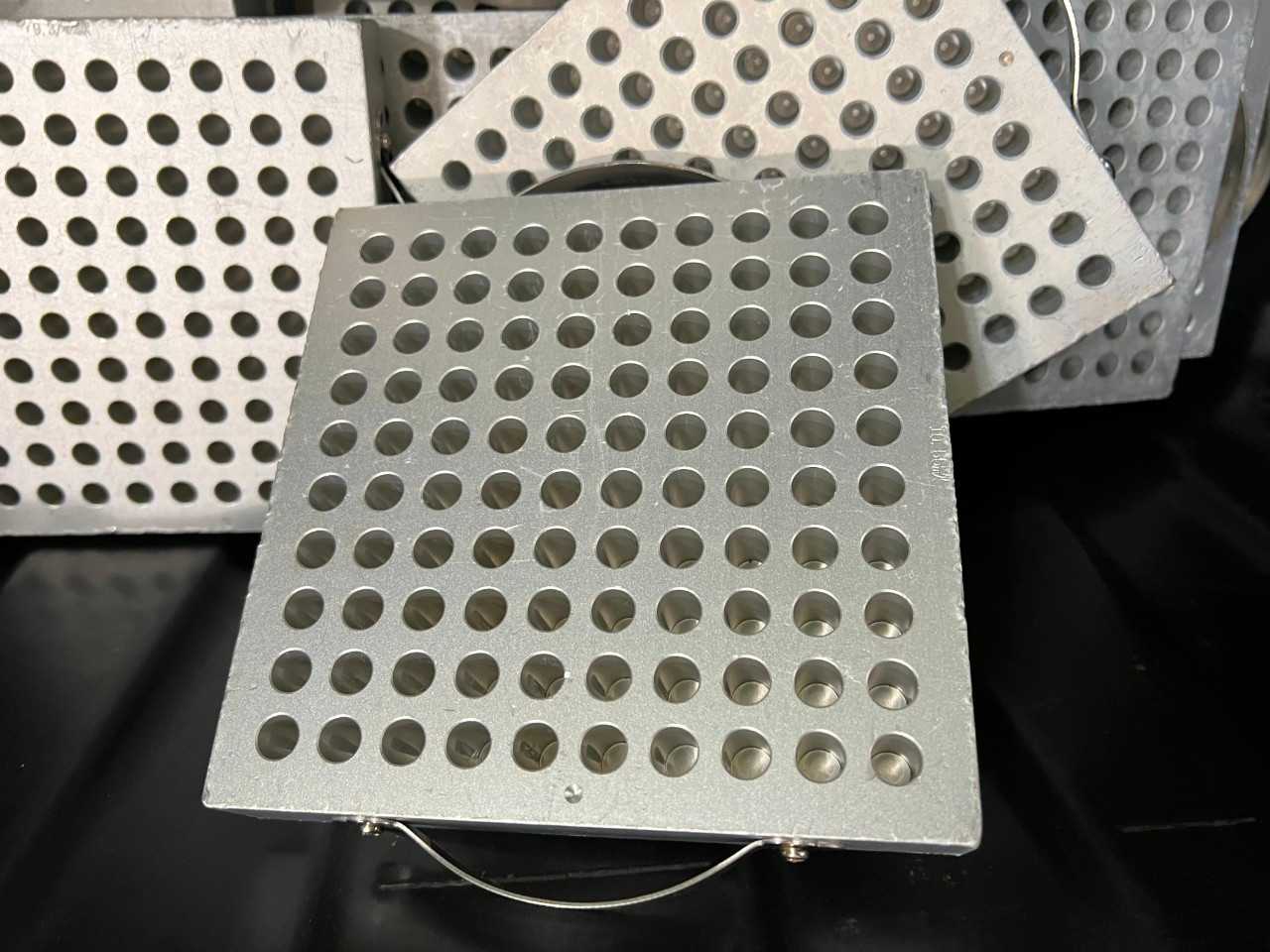 ASSORTED CAPSULE/TABLET DIES - HAND TOOLS