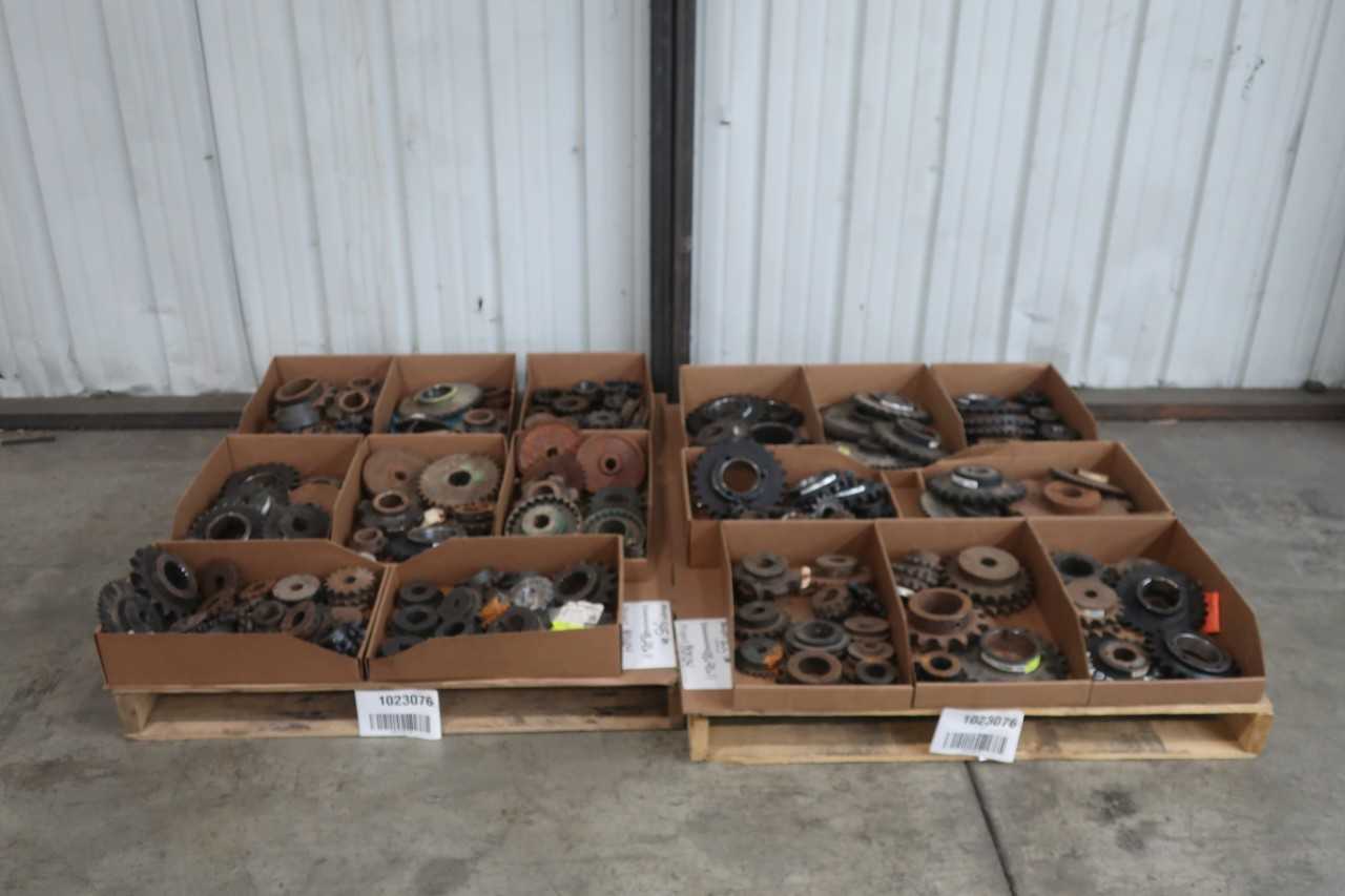 2 PALLETS OF ASSORTED MARTIN ROLLER CHAIN SPROCKETS - ROLLER CHAIN