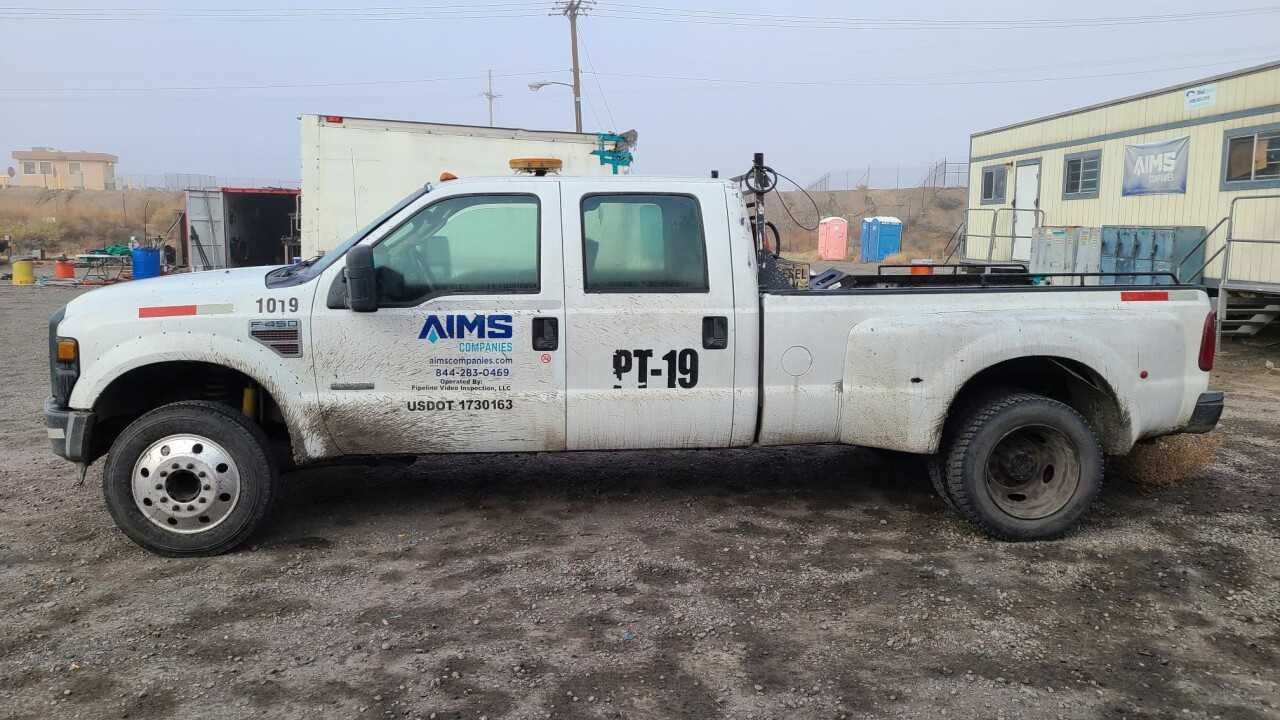 2008 Ford F450 CrewCab - BUSES
