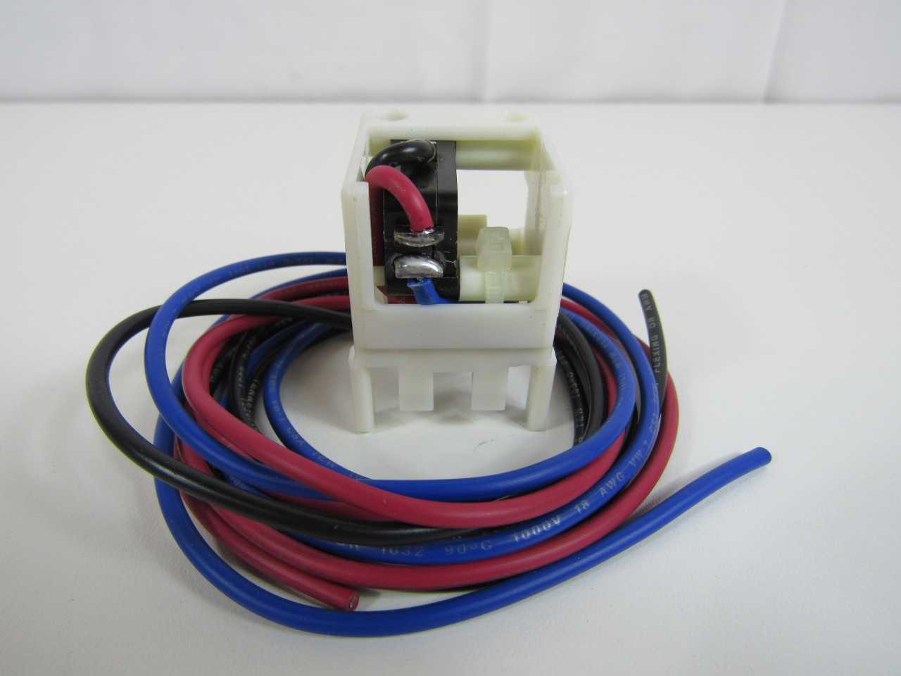Lot of Quantity 2x A1X1PK MCCB Auxilary Switches - ELECTRICAL COMPONENTS