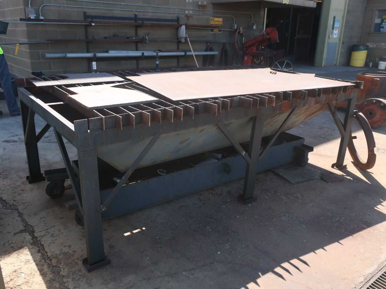 5'X10' welding downdraft work table - PLANT & FACILITY