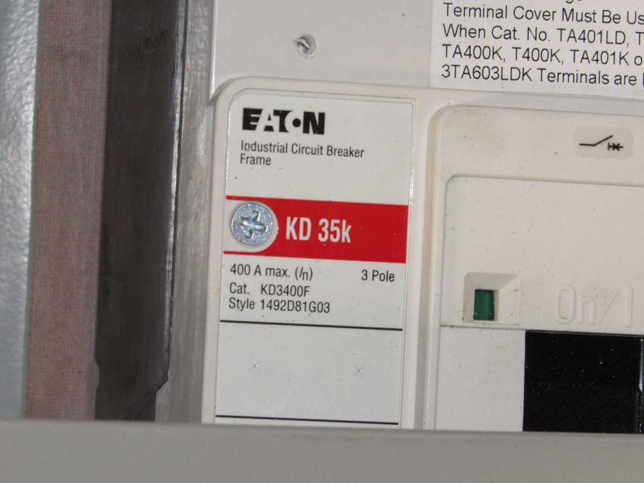 Eaton Bus Plugs - ELECTRICAL COMPONENTS