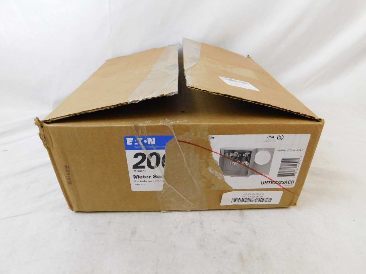 Quantity of 1 New Surplus Eaton UHTRS223ACH Meter Socket 200A 120V - ELECTRICAL COMPONENTS