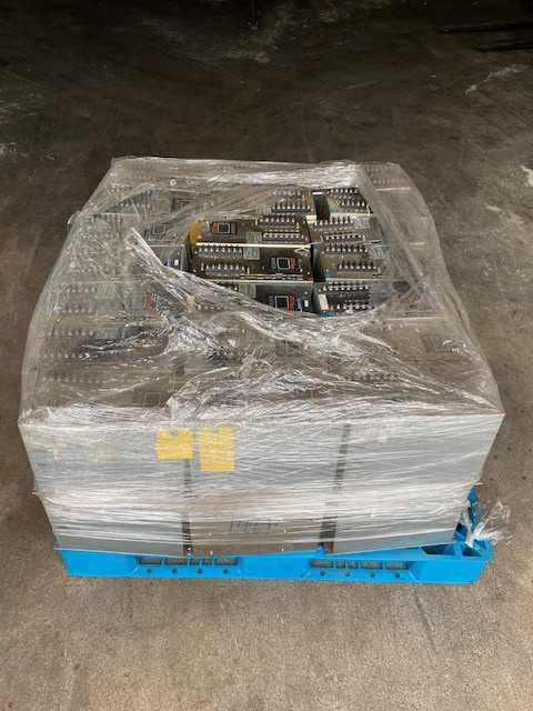 Lot of 42 Actus Power Servo Drives NCR-DAB0A2C-302-UL. All Drives Power Up. Most have IPM Fault Codes - SERVO