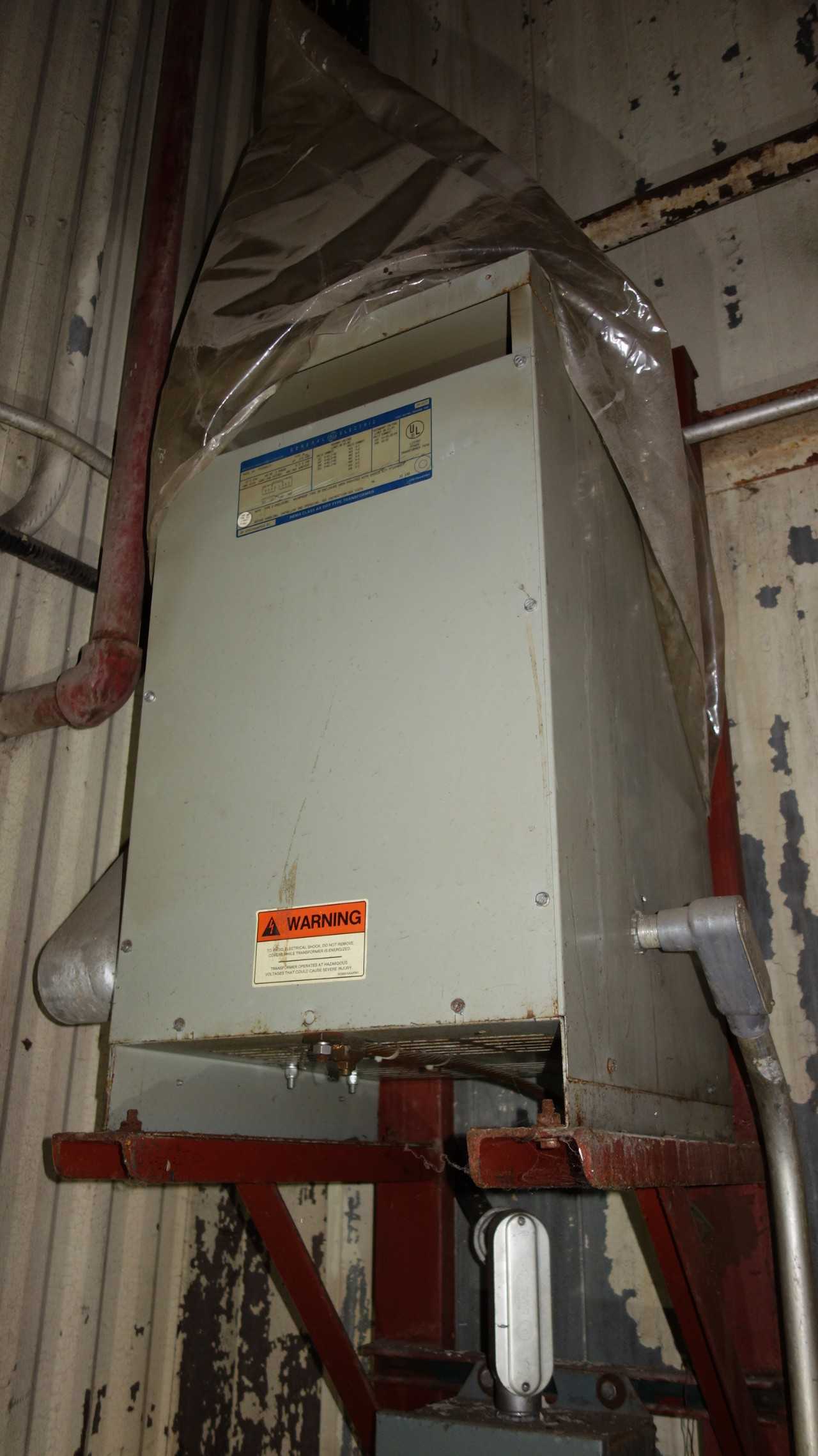 LOT OF 3 - GE 37.5 KVA TRANSFORMER & 2 WESTINGHOUSE DISCONNECTS - CONTROL TRANSFORMERS