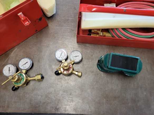 Harris Oxy-Acetylene Torch Set - WELDING EQUIPMENT