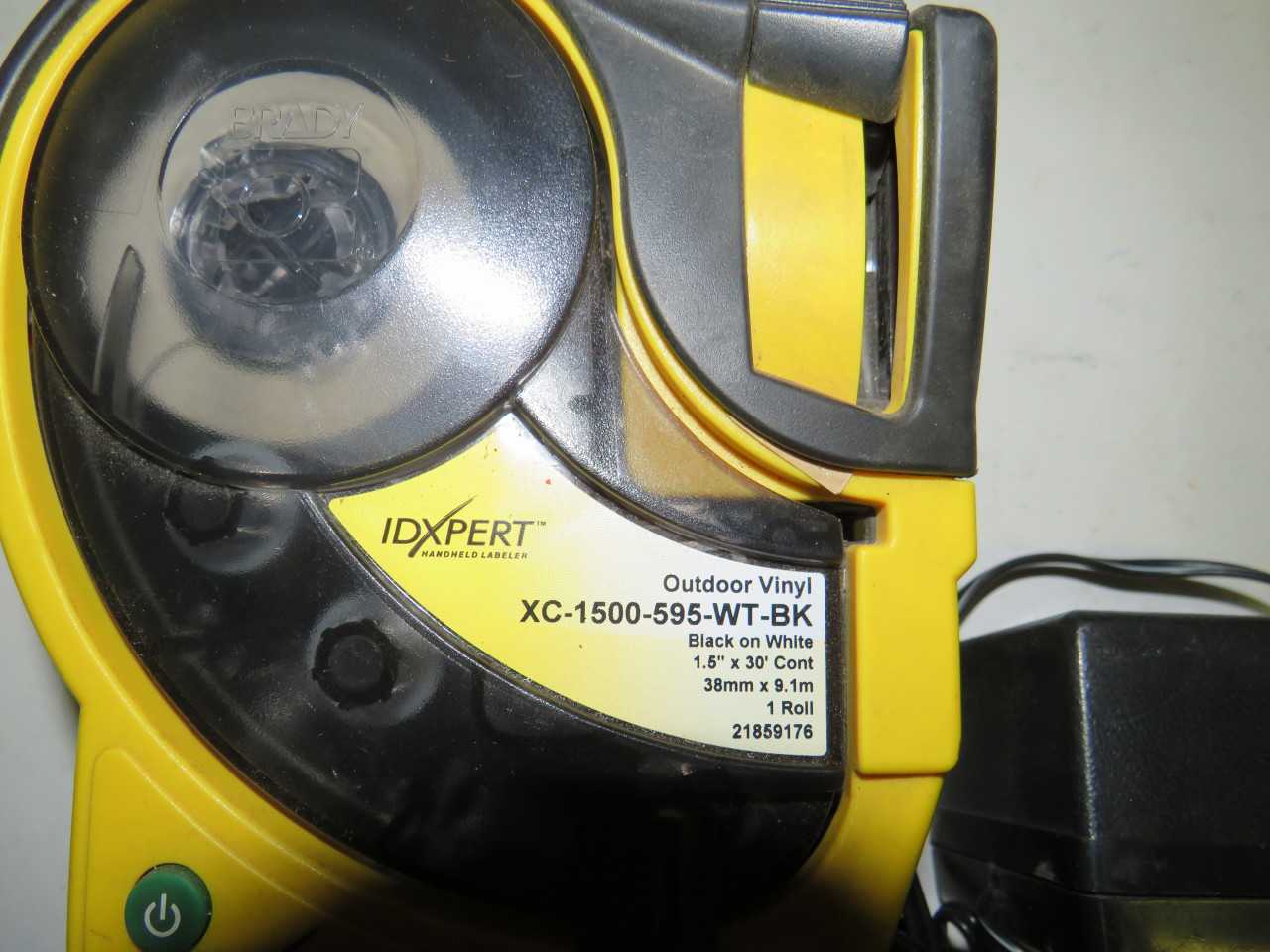 IDXPERT OUTDOOR VINLY XC-1500-595-WT-BK BLACK ON WHITE HANDHELD LABELER - ELECTRIC POWER TOOLS