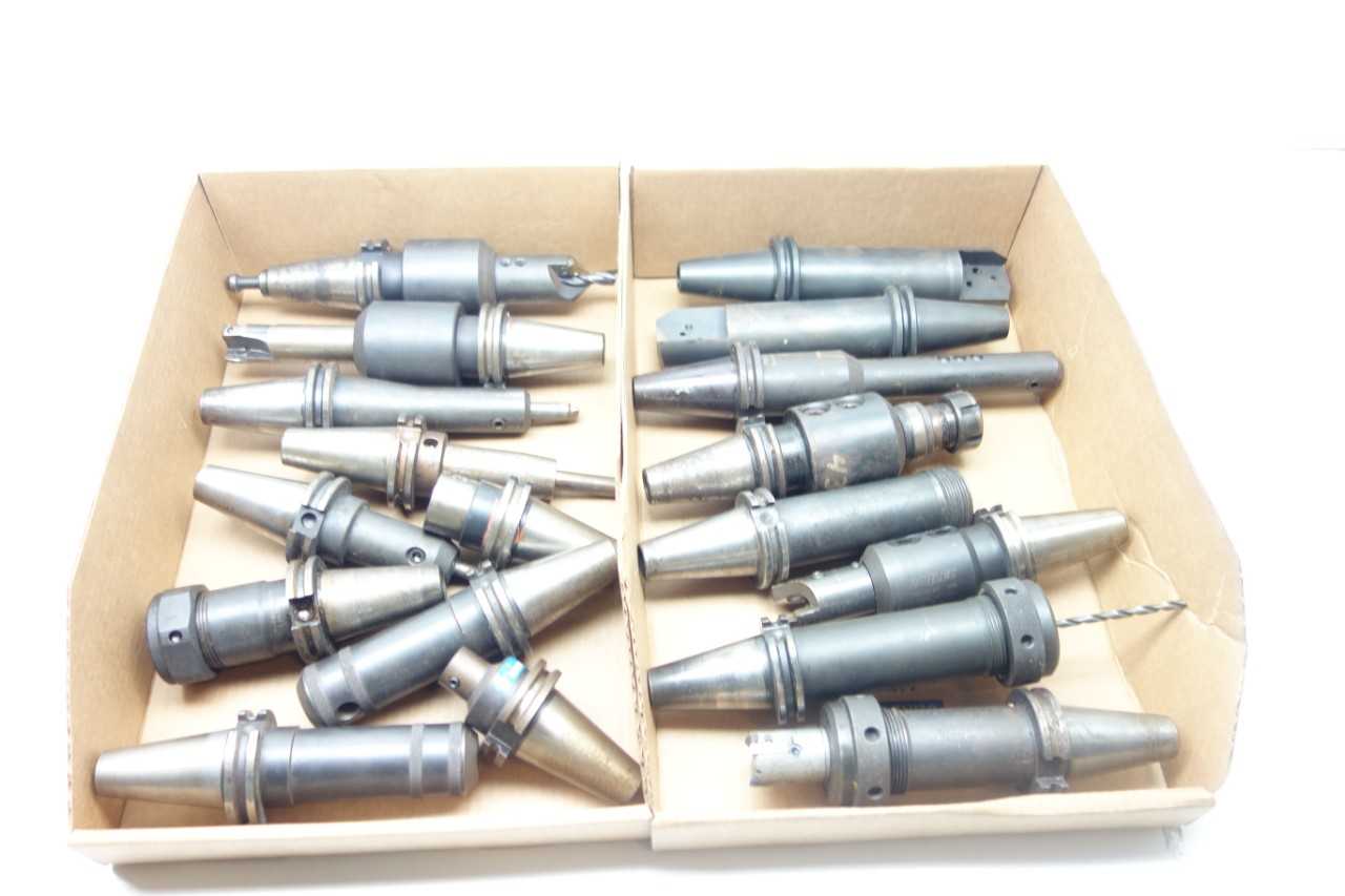 LOT OF ASSORTED CAT40 TOOL HOLDERS - PARLEC, LYNDEX - ELECTRIC POWER TOOLS