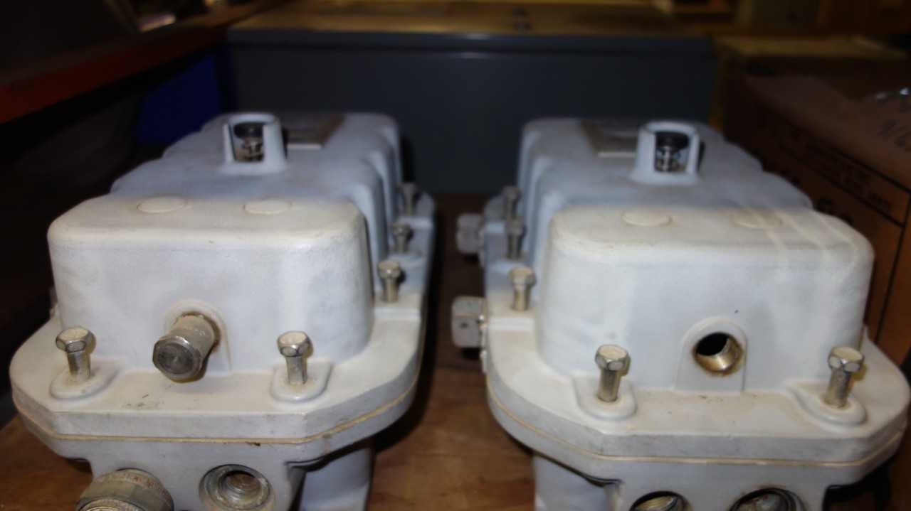 LOT OF ASSORTED DISCONNECT SWITCHES - DISCONNECT SWITCHES