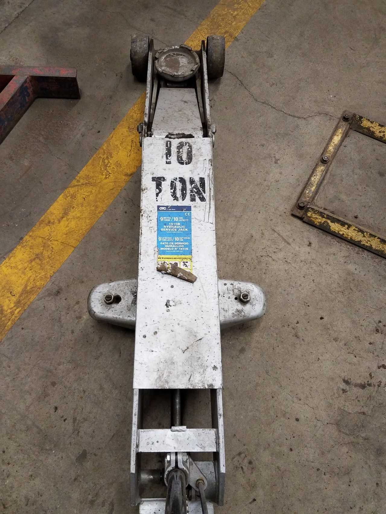 10 ton service jack, 6-1/4" to 22" lift - MANUAL PALLET JACKS