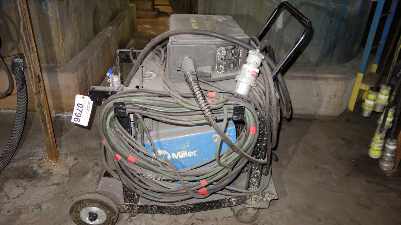 MILLER XMT 304 CC/CV WELDER AND S-22P12 WIRE FEEDER - MISCELLANEOUS