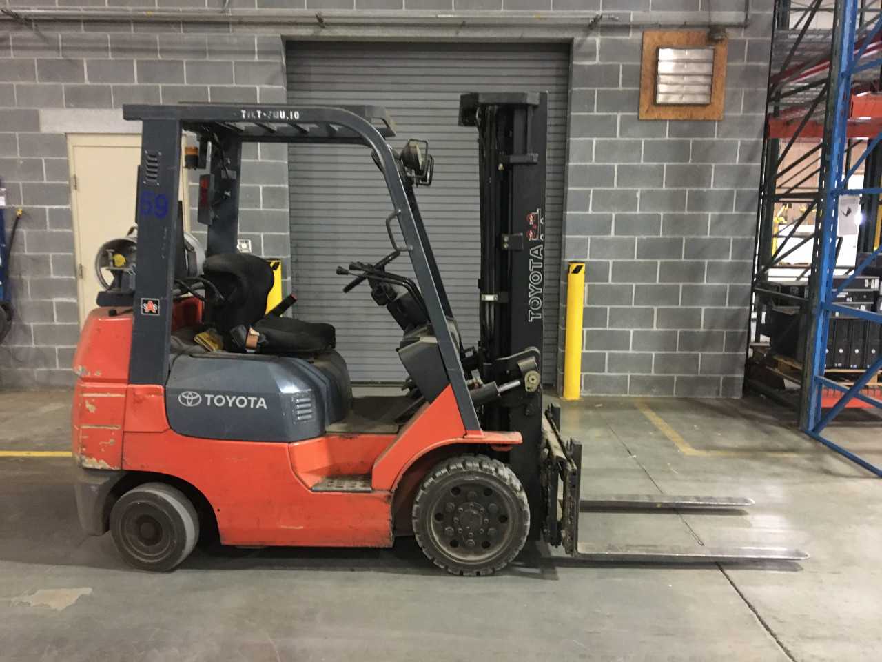 2003 TOYOTA COUNTERBALANCE, HARRISBURG, PA - FORKLIFTS