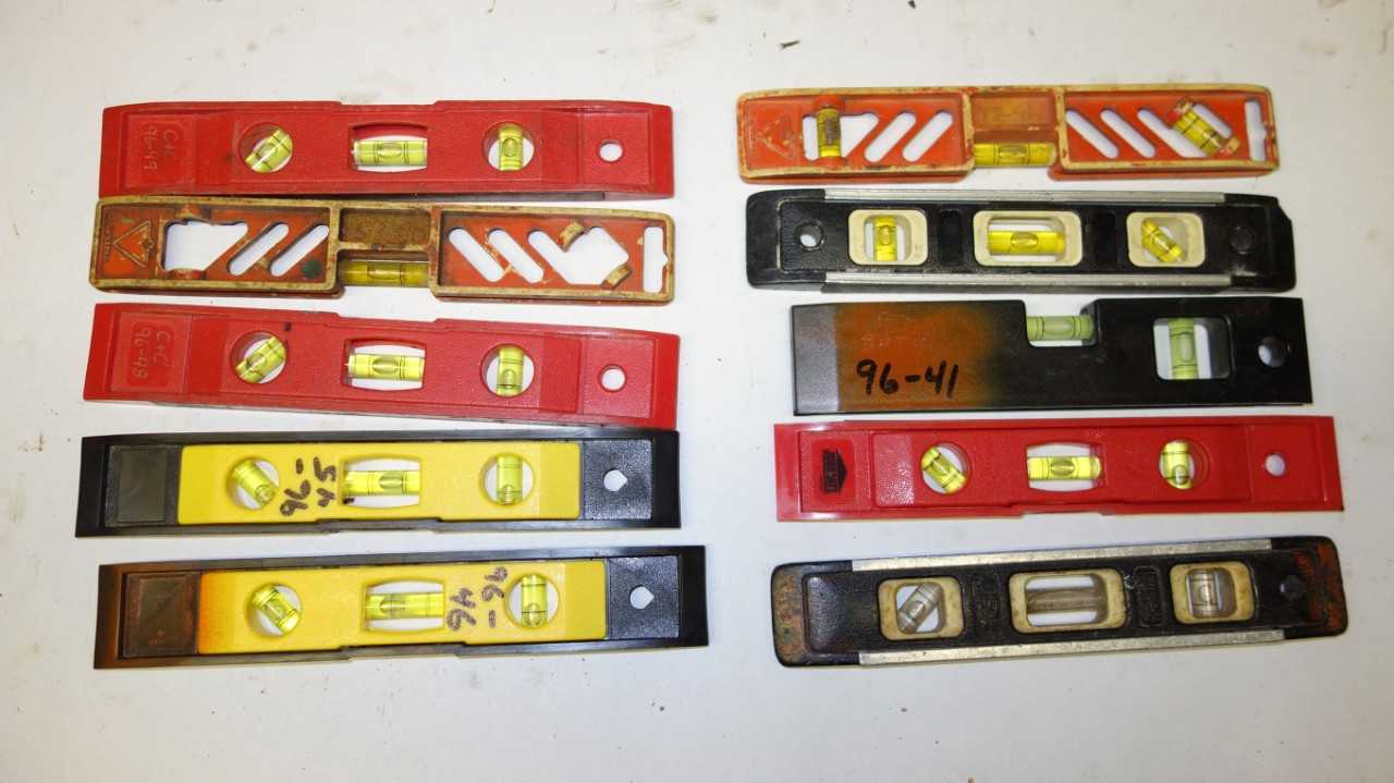 LOT OF 10 ASSORTED LEVELS - ELECTRIC POWER TOOLS