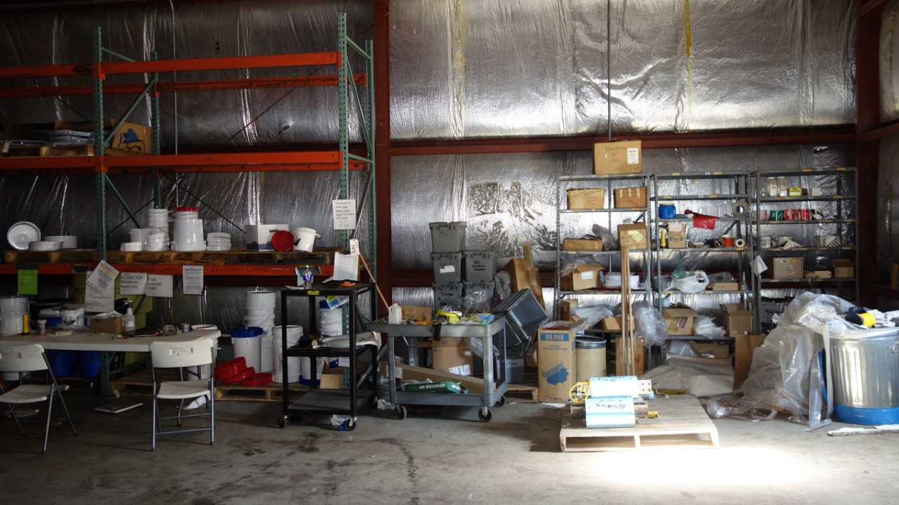 CONTENTS OF ROOM, DRUMS, TOOLS, SHELVING, MRO - SHELVING