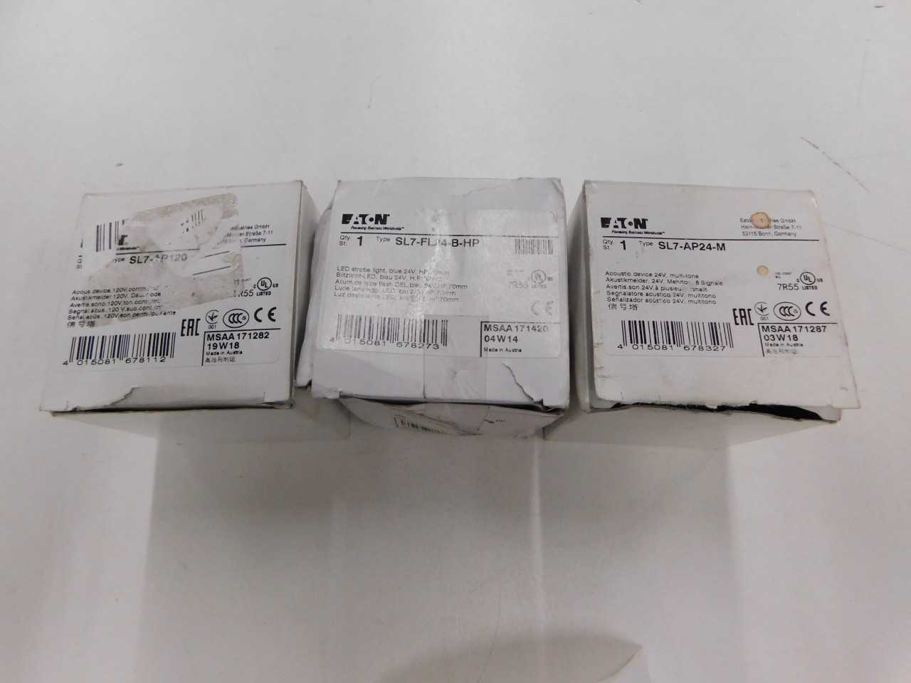Lot of Quantity 3x Stack Lights - LIGHTING