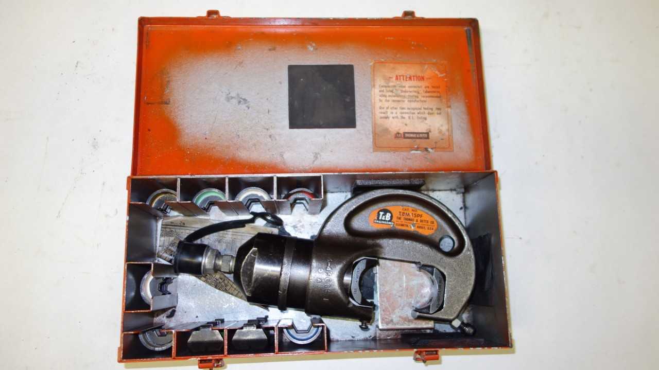 THOMAS & BETTS TBM-15PF HYDRAULIC CRIMPING TOOL - ELECTRIC POWER TOOLS