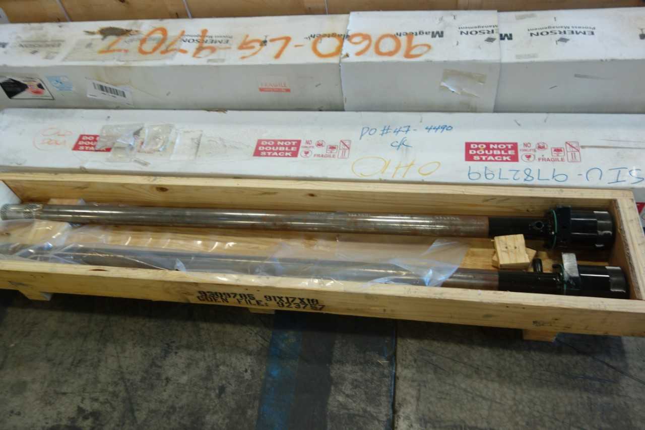 LOT OF ASSORTED LEVEL SWITCHES - HAND TOOLS
