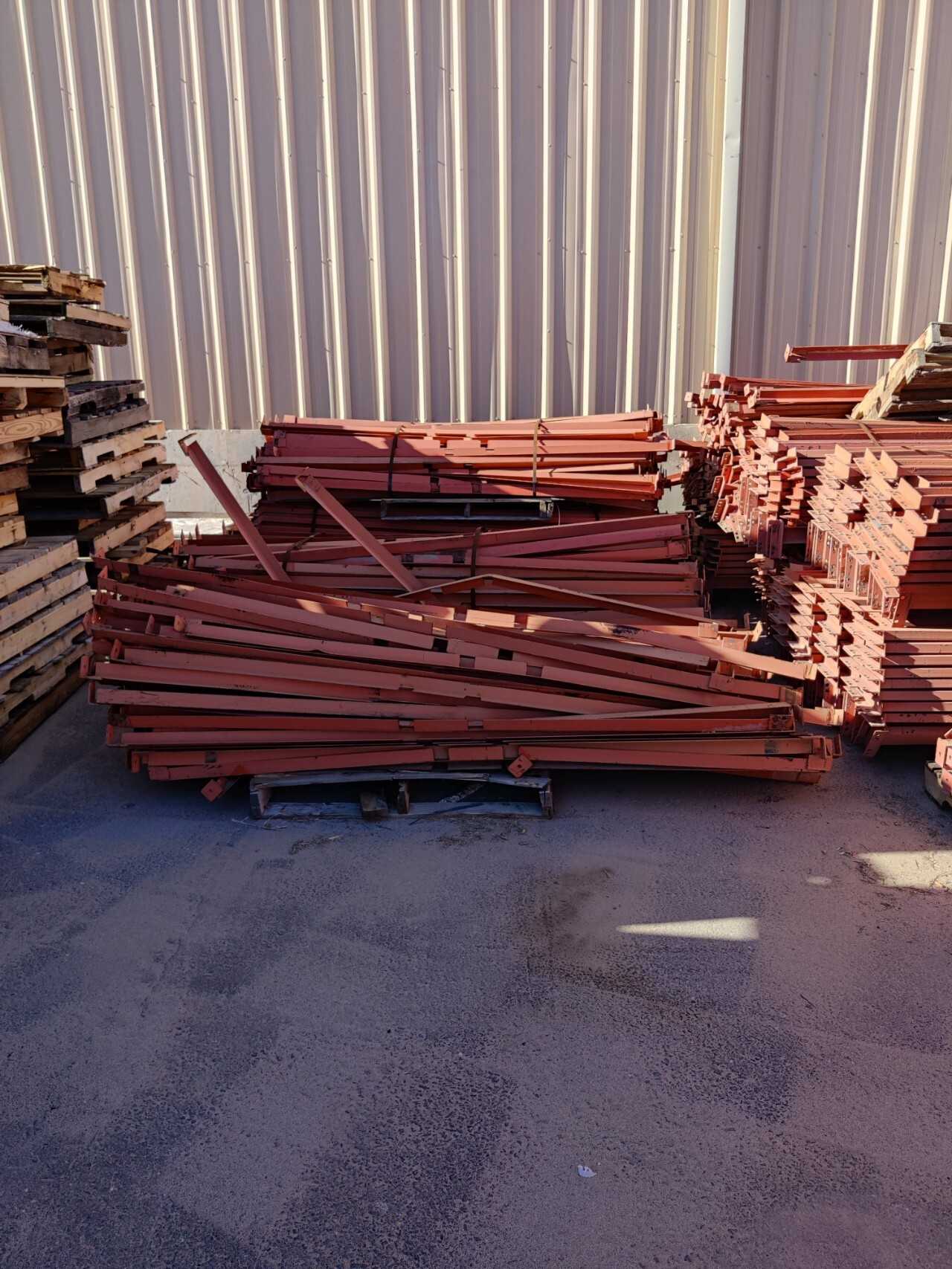1 LOT OF STORAGE WAREHOUSE RACKING - SEE BREAKDOWN IN LOT DETAILS - PALLET RACKING