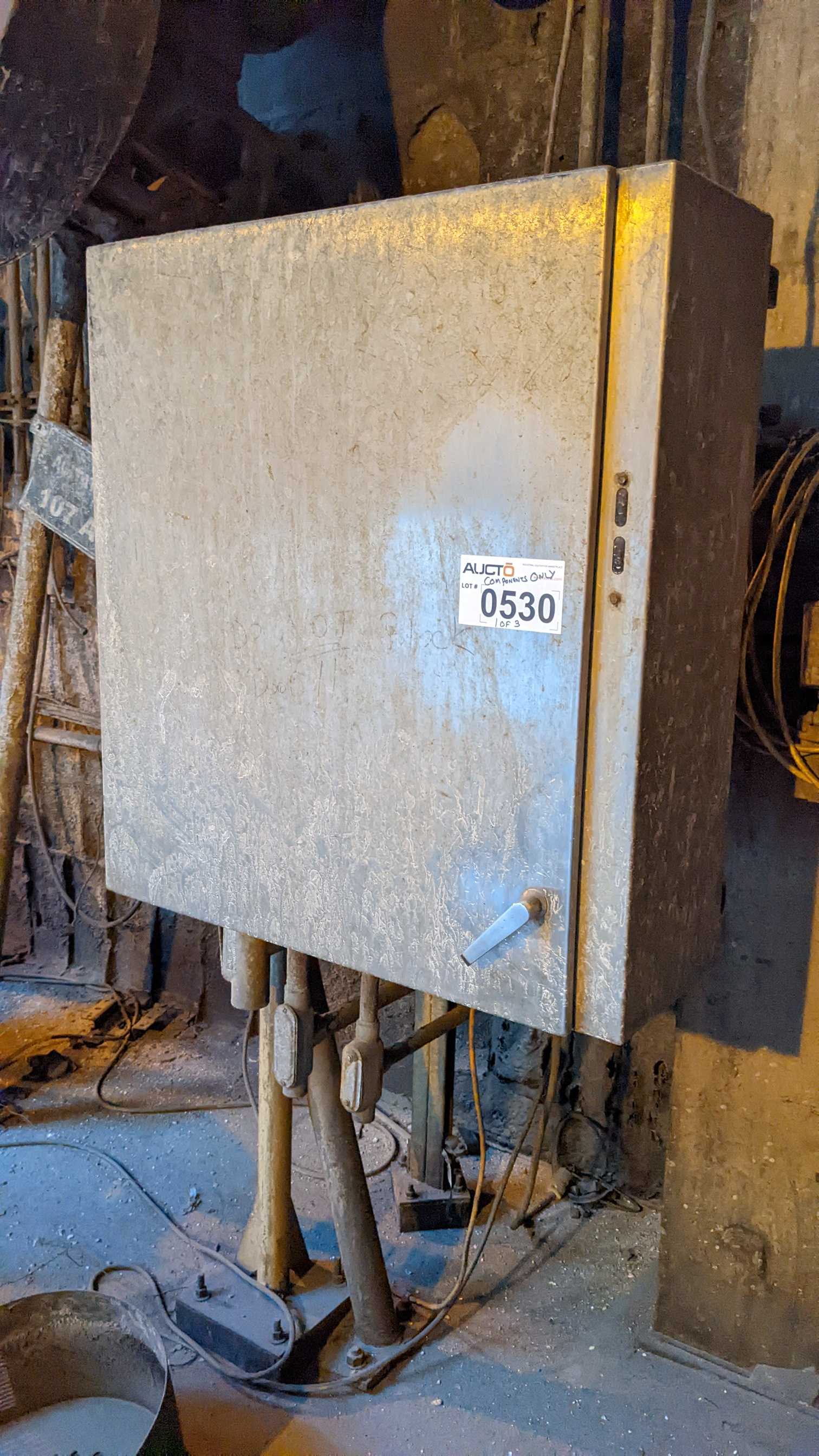 COMPONENTS OF 3 PANELS - AUTOMATION & CONTROLS