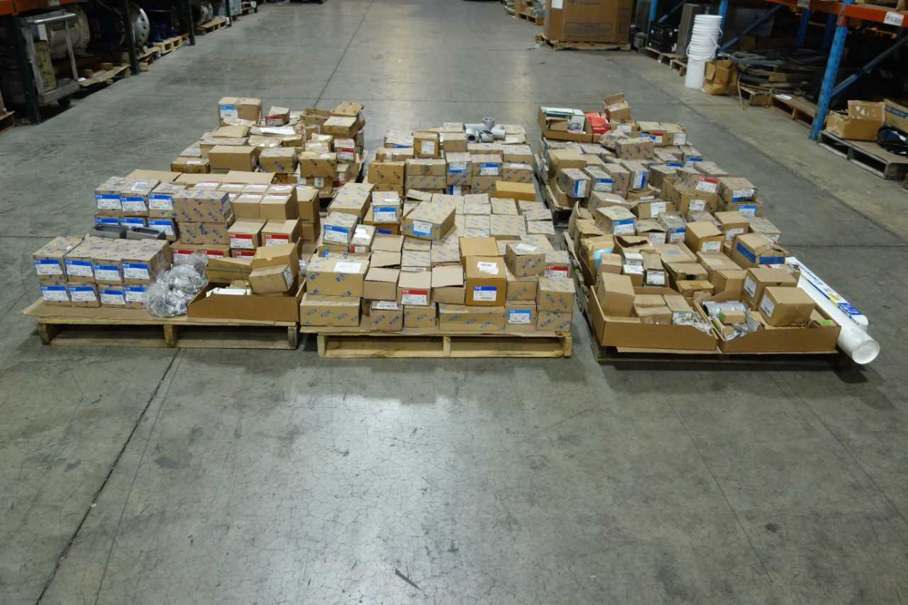6 PALLETS OF ASSORTED ELECTRICAL CONDUIT, FITTINGS, AND HARDWARE - ELECTRICAL COMPONENTS