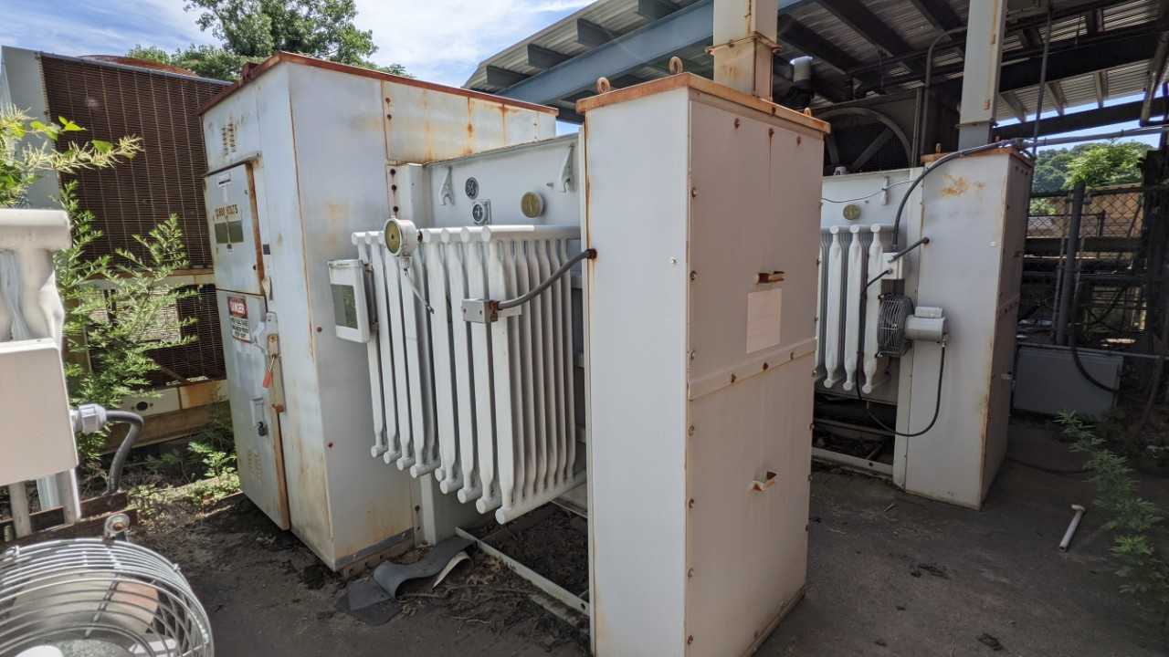 General Electric 3 phase 750 KVA transformer - CONTROL TRANSFORMERS