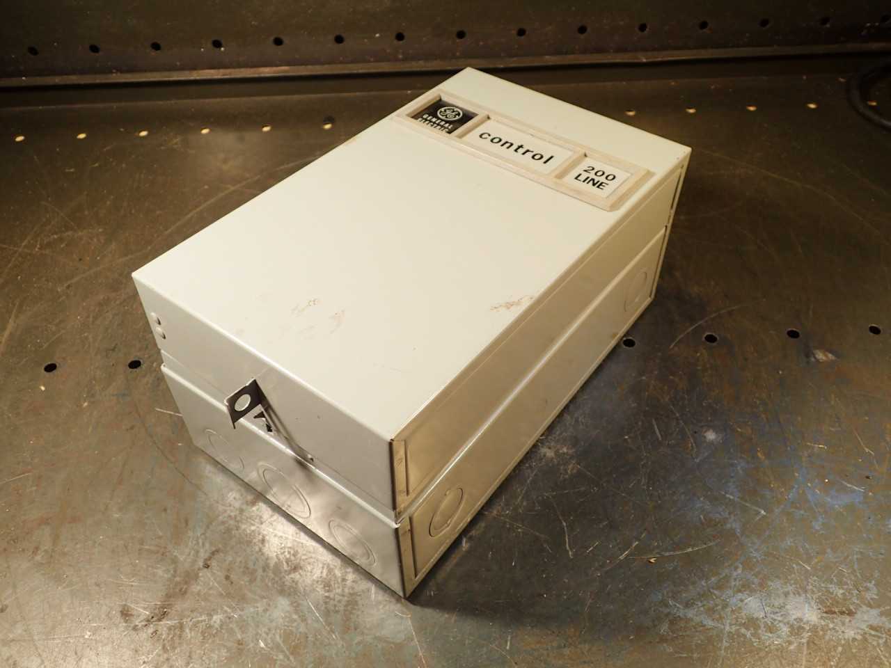 CR205-K102 Magnetic Contactor: 115-230V, Size 1, 115V/2HP, 230V/3HP w/ Enclosure - CONTACTORS