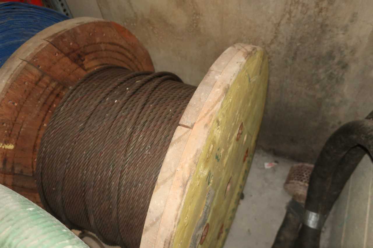 WRIGHTS 1/2 IN DIAMETER 2000FT STEEL ROPE - MACHINING ACCESSORIES & TOOLING