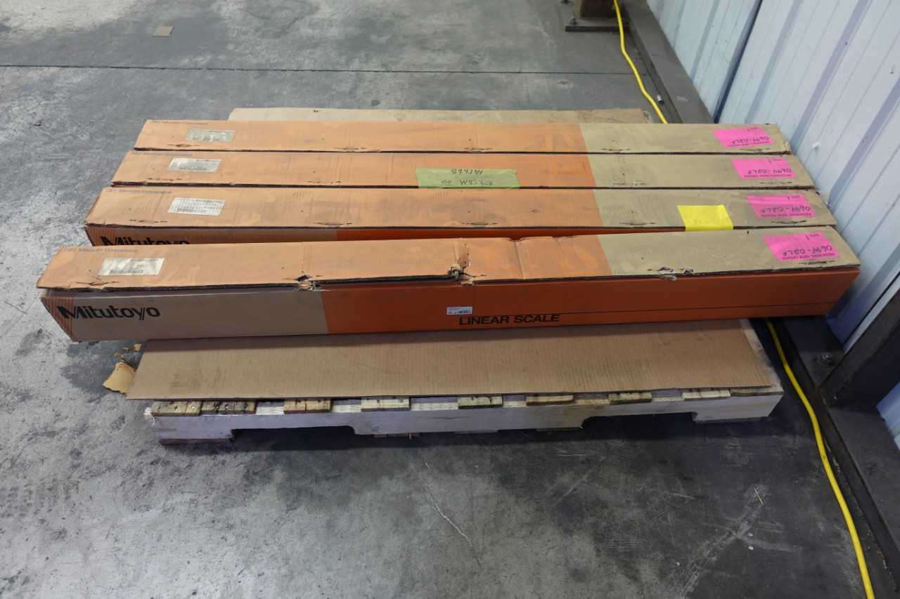 LOT OF 4 MITUTOYO AT553-1100-SC ABSOLUTE LINEAR SCALE UNITS - SCALES