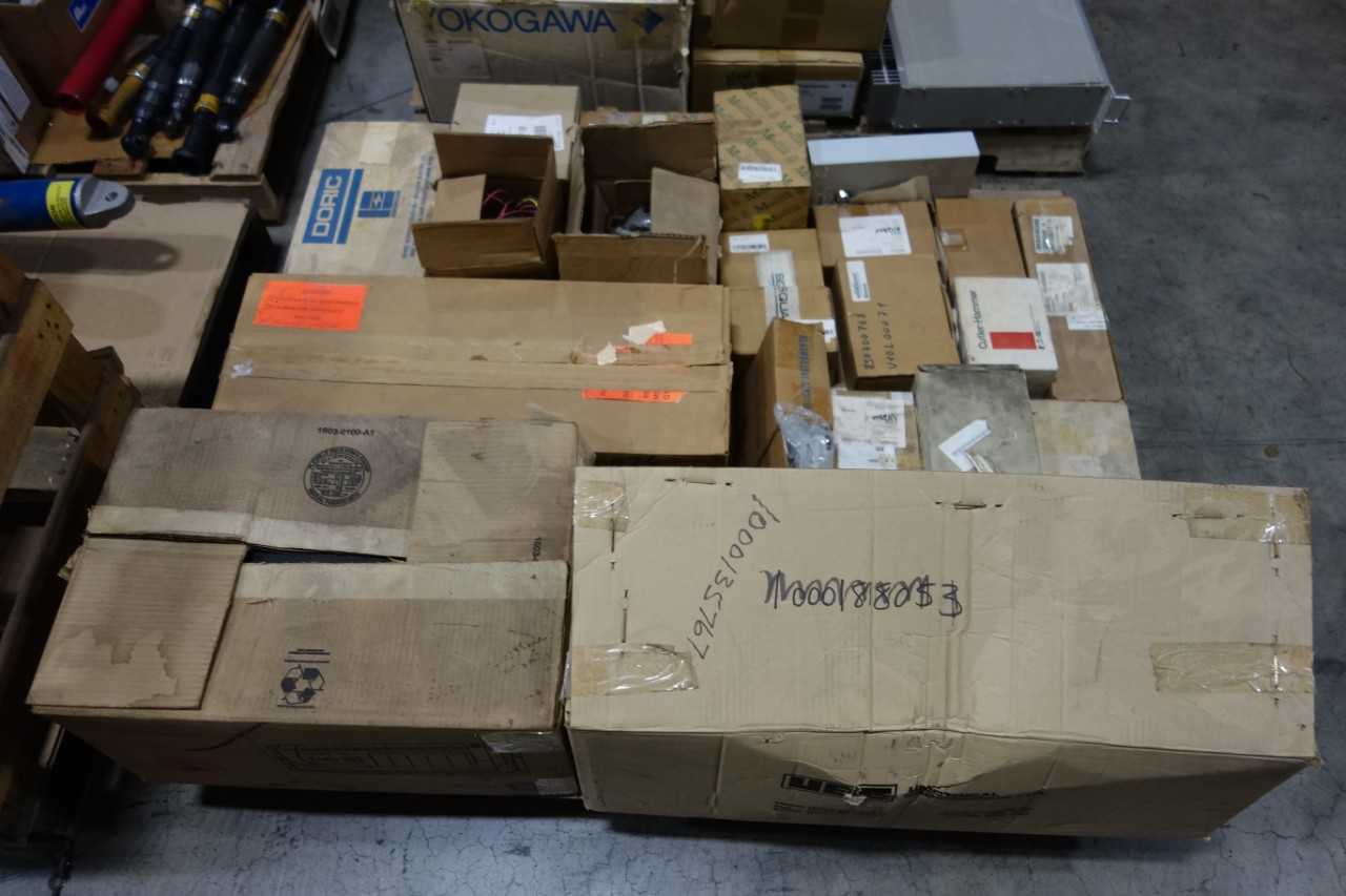 4 PALLETS OF ASSORTED ELECTRICAL - ELECTRICAL COMPONENTS