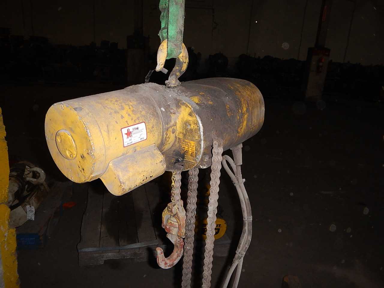 1 Ton Budgit Hoist - LIFTING EQUIPMENT