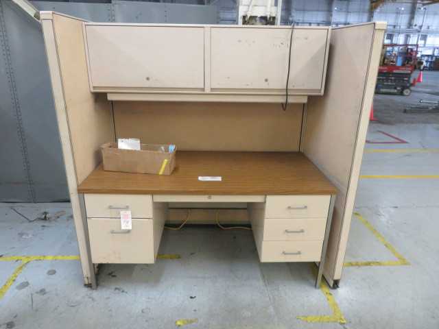 Desk and Cubicle (2) lot - MISCELLANEOUS