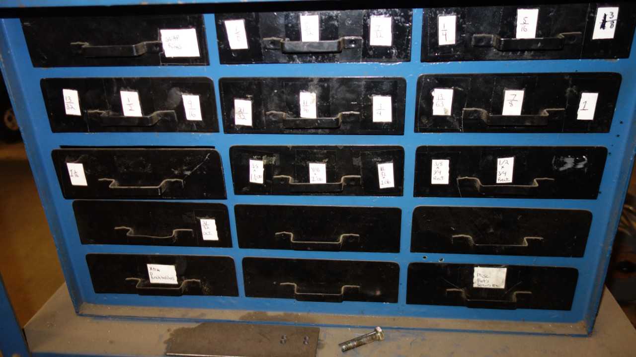 MOBILE ROLLING WORK TABLE WITH PUNCHES AND DIES FOR IRON WORKER