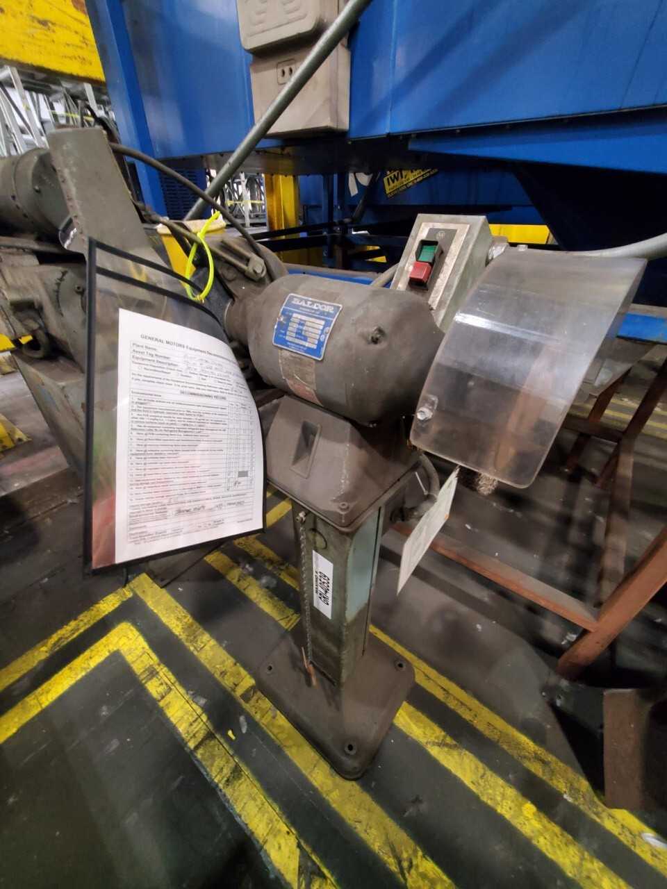 Baldor Grinder, 3/4HP - GRINDING MACHINES