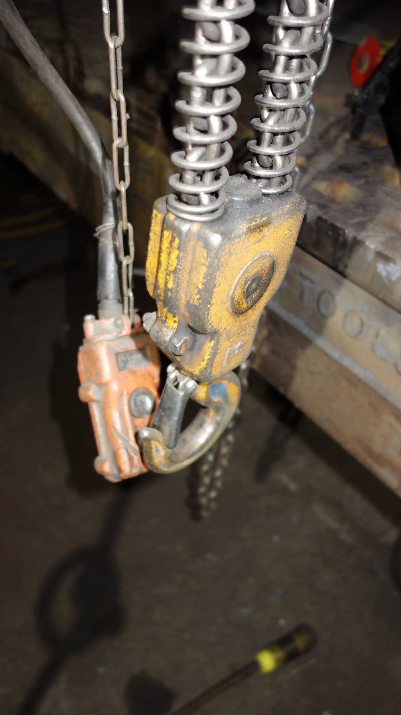 HARRINGTON 1 TON ELECTRIC CHAIN HOIST WITH 1 TON JIB CRANE, MANUAL TROLLEY - MISCELLANEOUS