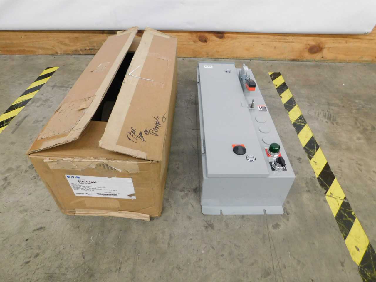 Lot of Quantity 1x ECN24A2BQC Starter Enclosure - MOTOR STARTERS