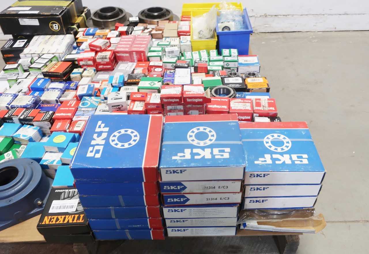 PALLET OF ASSORTED BEARINGS - BEARINGS