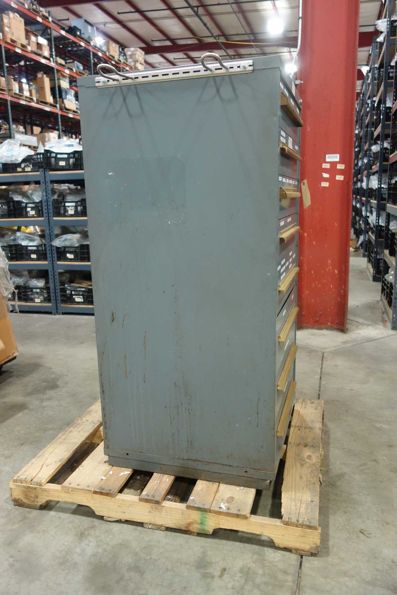 EQUIPTO 8 DRAWER TOOL CABINET - TOOL STORAGE
