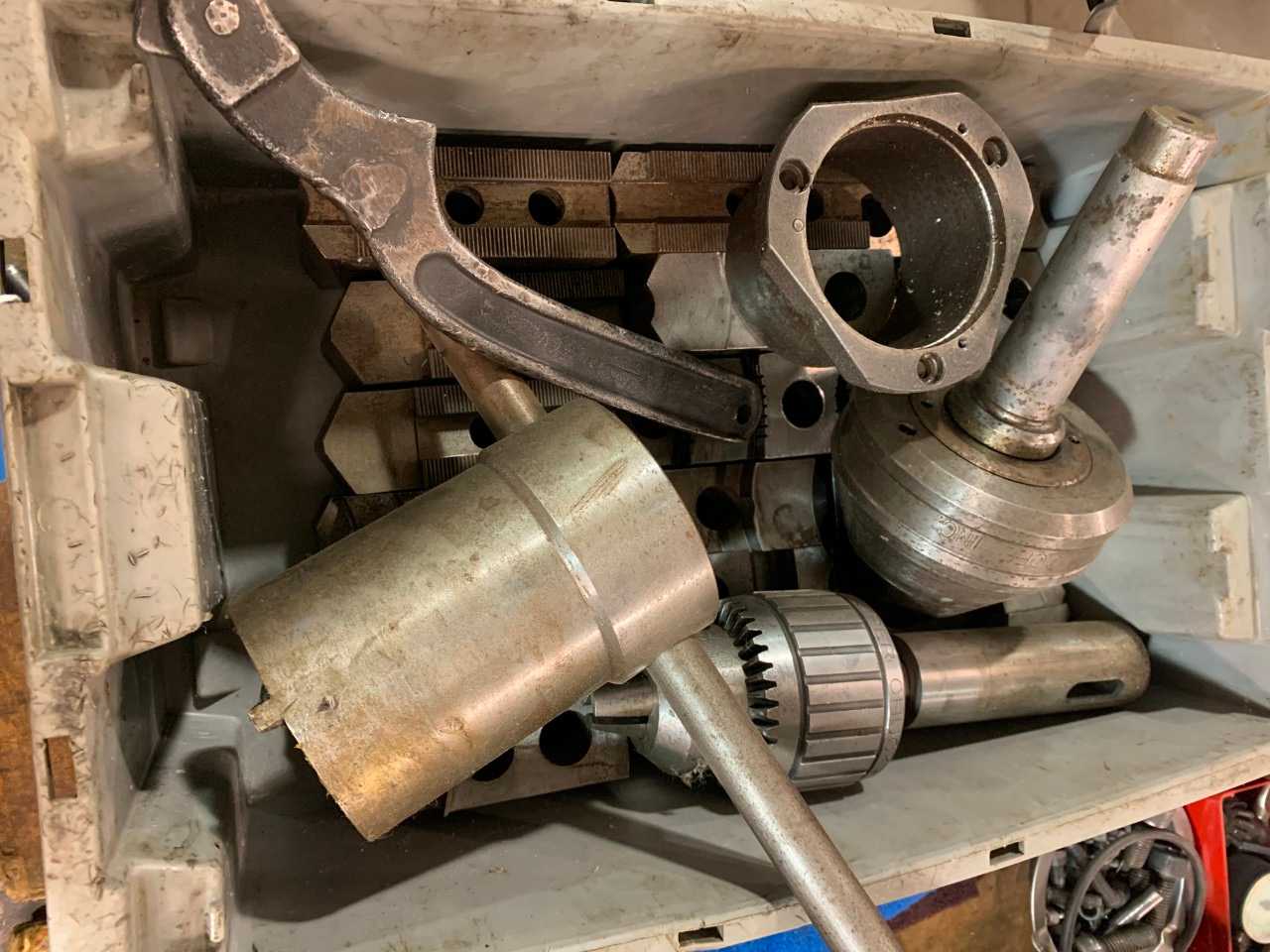 Drill Chuck, Center & Jaws - ELECTRIC POWER TOOLS