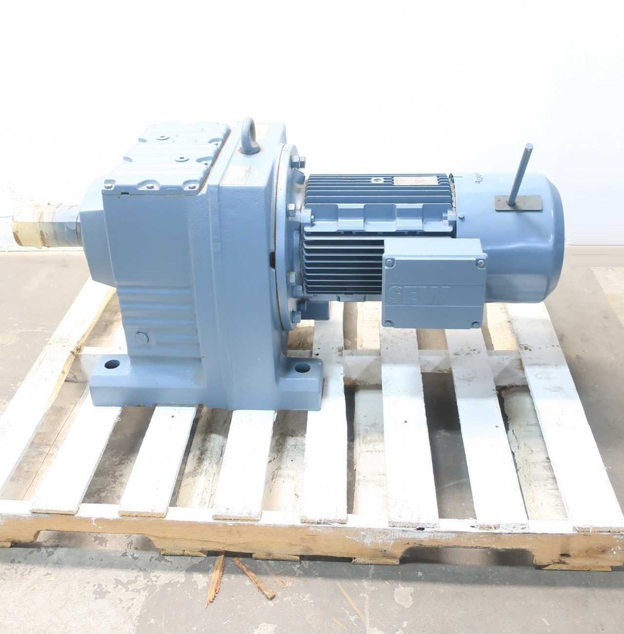 NEW SEW EURODRIVE R137 19.6RPM 3PH 15HP 3-1/2IN 460V-AC GEARMOTOR - ELECTRIC MOTORS