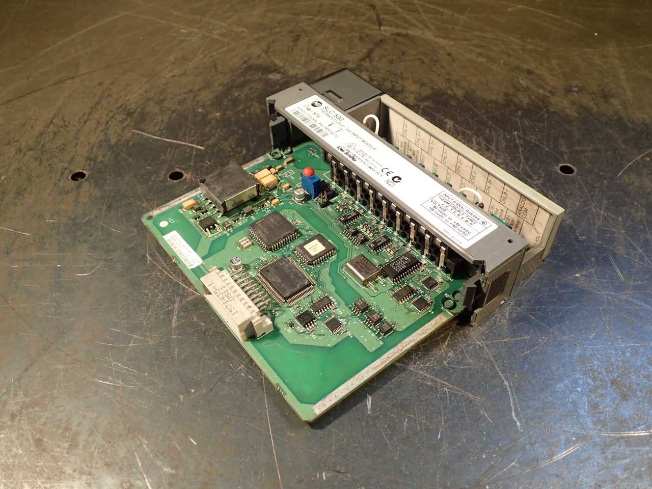 Allen Bradley SLC-500 Thermocouple mV Input Module 1746-NT4 ser B frn 2 - ELECTRICAL COMPONENTS
