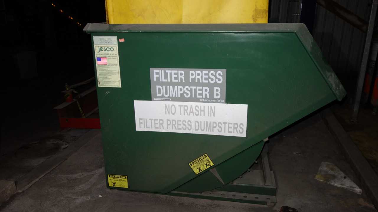 LOT OF 2 JESCO 211371 DUMPSTER HOPPER 6000LB 3YD - ELECTRIC POWER TOOLS