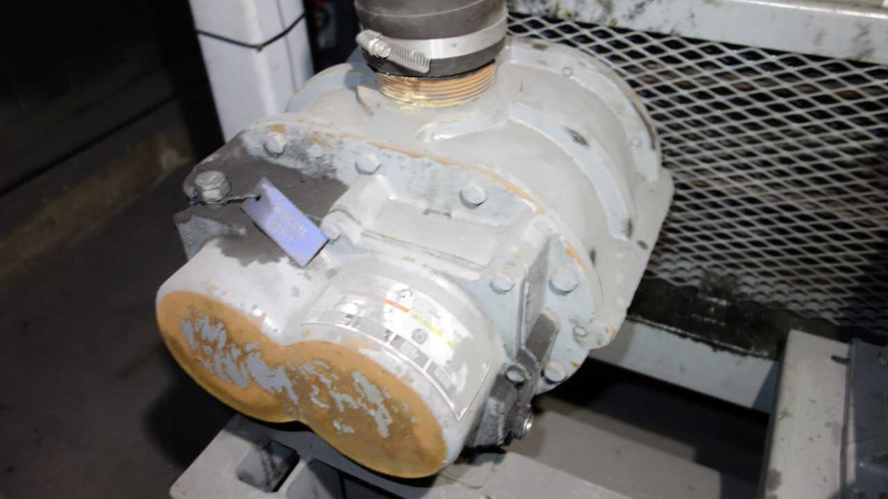 LOT OF 2 TUTHILL 4007-21L2 BLOWER 10HP 230/460V MOTOR - ELECTRIC MOTORS
